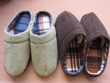 winter indoor slipper for man
